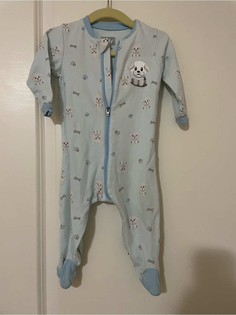 Light Blue Puppy Print Footed One-Piece Zipper Pajamas